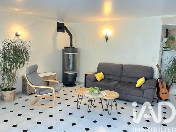 Maison à vendre 8 pièces 170 m² Bonson