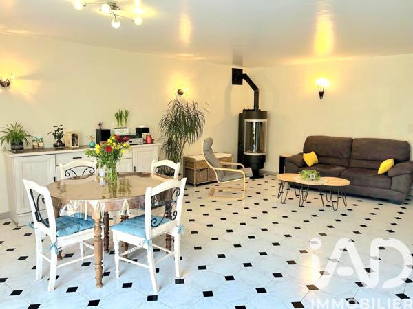 Maison à vendre 8 pièces 170 m² Bonson