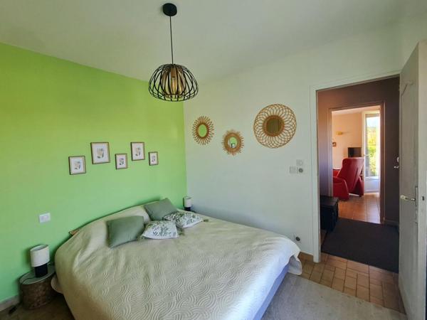 Villa 4 chambres avec piscine, proche commerces
