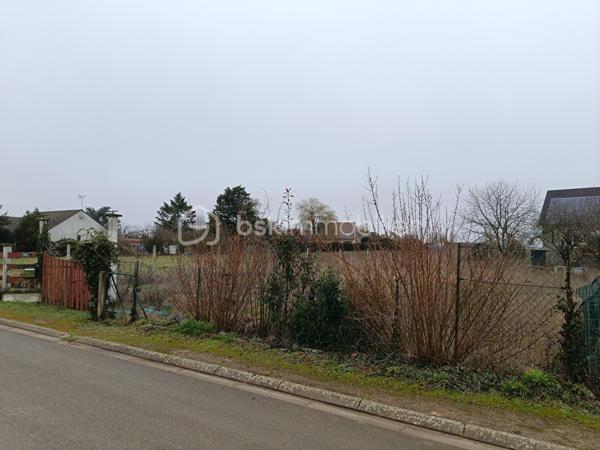 Terrain de 820 m²
