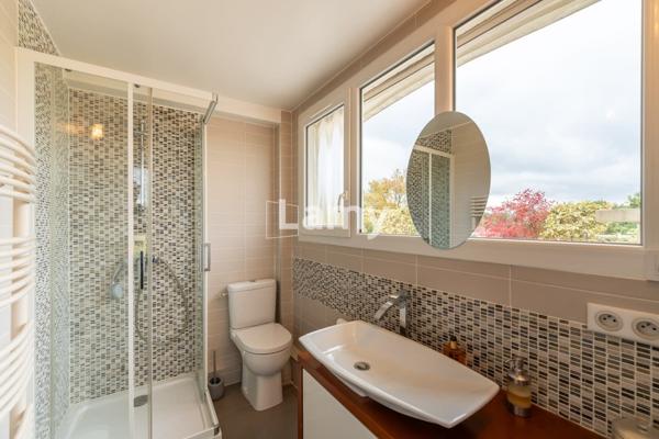 Appartement familial avec rooftop et vue sur bois