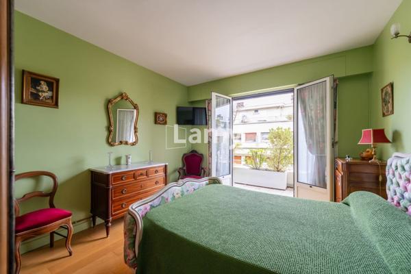 Appartement familial avec rooftop et vue sur bois