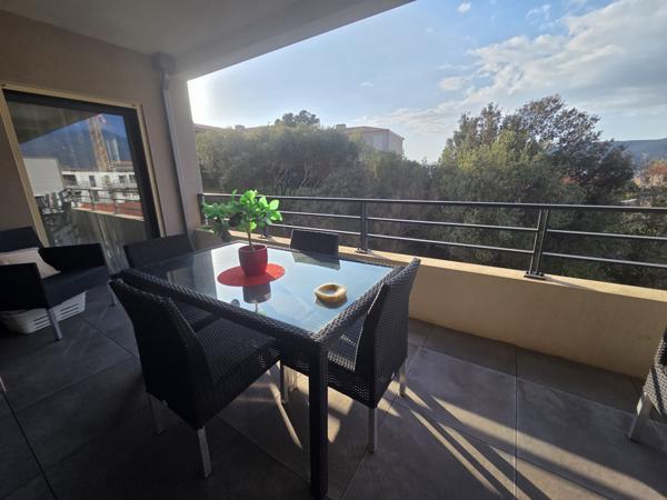 Grand T2 63 m² avec terrasse, parking et cave à 300 m de la plage Propriano (20110)