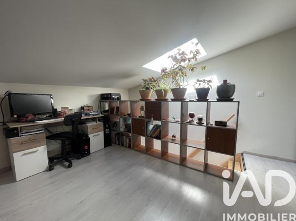 Maison à vendre 4 pièces 160 m² Saint-Étienne-de-Fontbellon