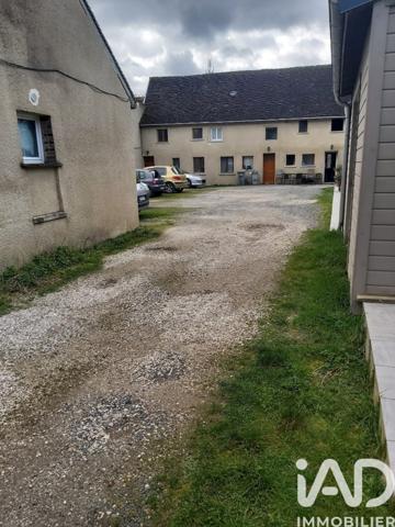 Immeuble à vendre 641 m² Cerisiers