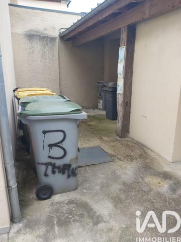 Immeuble à vendre 641 m² Cerisiers