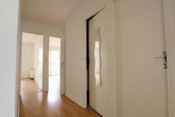 Bordeaux Ornano - T3 à rafraîchir avec terrasse de 9m².