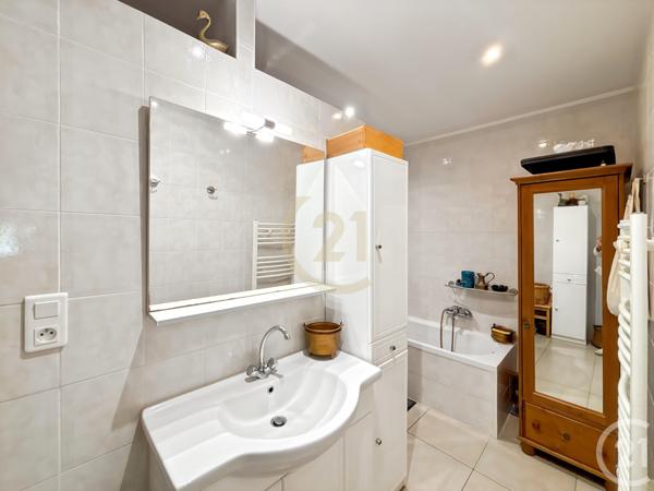 Appartement T4 à vendre  4 pièces - 90 m2 L ILE ROUSSE - 202