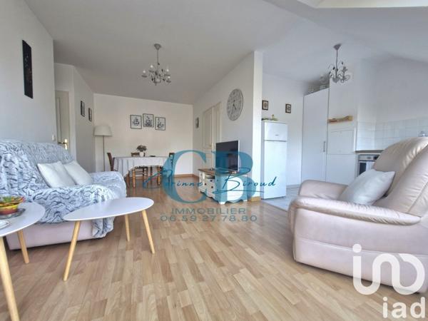 Appartement 2 pièces de 45 m² à Beauvais (60000)