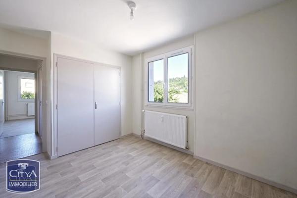 Appartement à vendre 4 pièces 80m² Saint-Marcellin (38160)