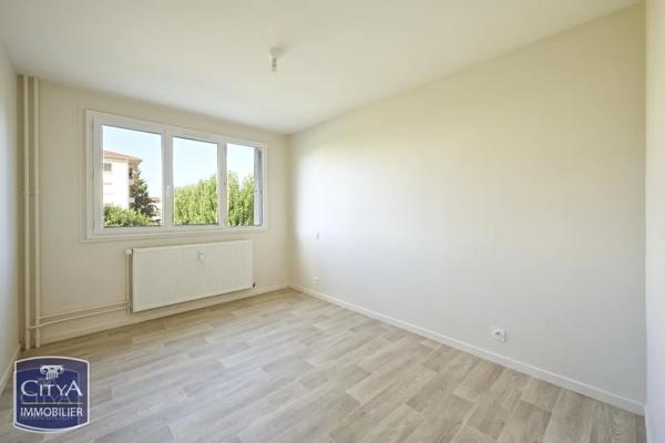 Appartement à vendre 4 pièces 80m² Saint-Marcellin (38160)