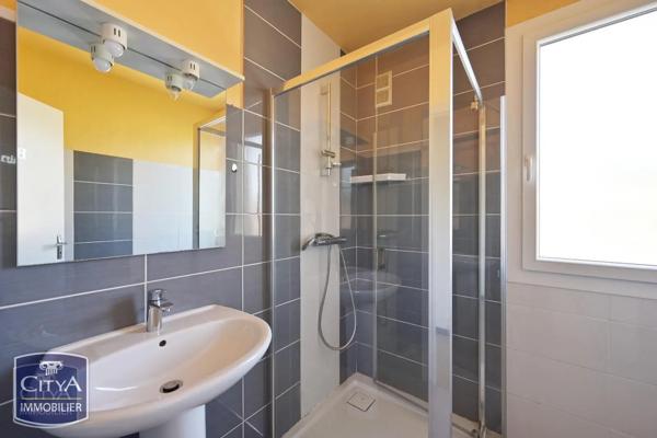 Appartement à vendre 4 pièces 80m² Saint-Marcellin (38160)