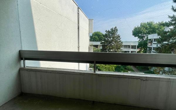 Appartement à vendre    3 pièces • 66 m2 Les Ulis