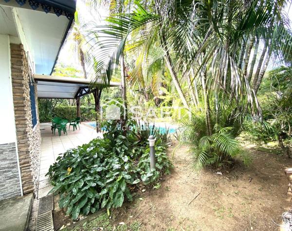 Belle villa comtempraine T5 Piscine et dépendance sur + de 1000m2