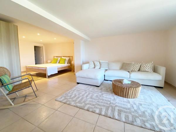 Maison à vendre  8 pièces - 289,94 m 2   STE MAXIME  - 83