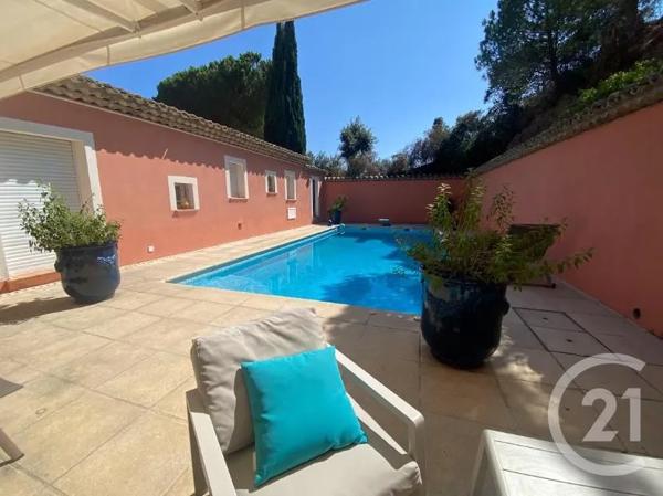 Maison à vendre  8 pièces - 289,94 m 2   STE MAXIME  - 83