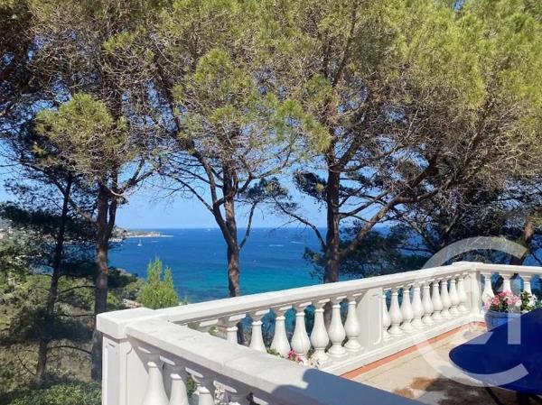 Maison à vendre  8 pièces - 289,94 m 2   STE MAXIME  - 83