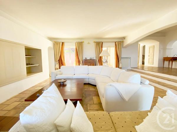 Maison à vendre  8 pièces - 289,94 m 2   STE MAXIME  - 83