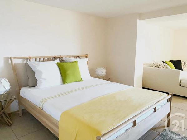 Maison à vendre  8 pièces - 289,94 m 2   STE MAXIME  - 83