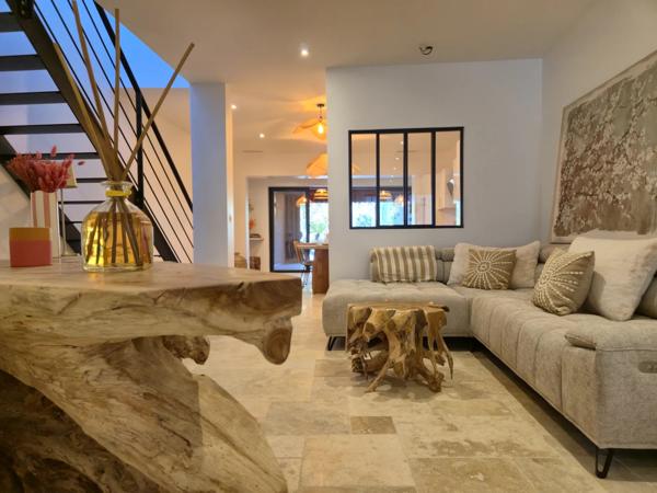 Maison neuve de 190 m² qui mélange le style urbain et une touche de Bali