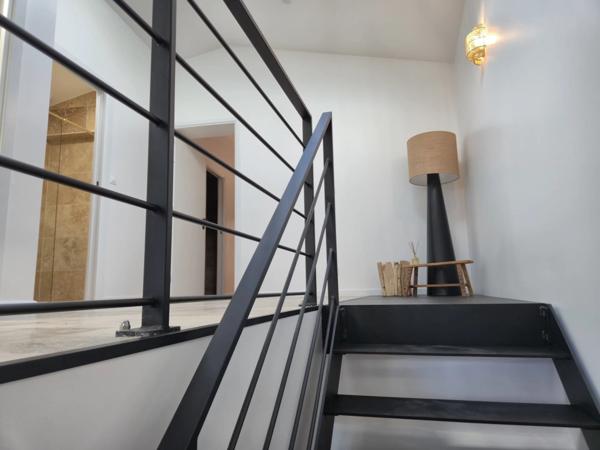 Maison neuve de 190 m² qui mélange le style urbain et une touche de Bali