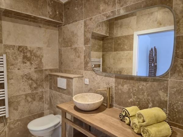 Maison neuve de 190 m² qui mélange le style urbain et une touche de Bali