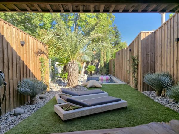 Maison neuve de 190 m² qui mélange le style urbain et une touche de Bali