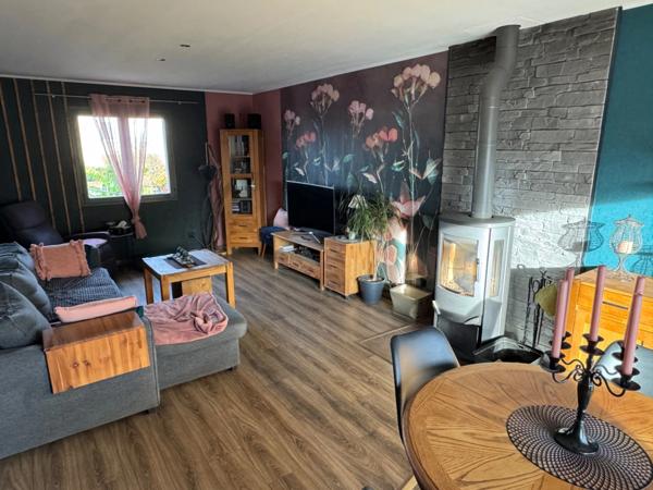 PAVILLON 4/5 CHAMBRES AVEC GARAGE ET JARDIN