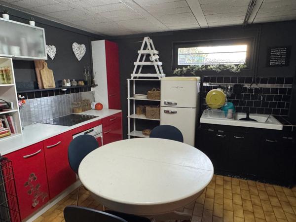 PAVILLON 4/5 CHAMBRES AVEC GARAGE ET JARDIN