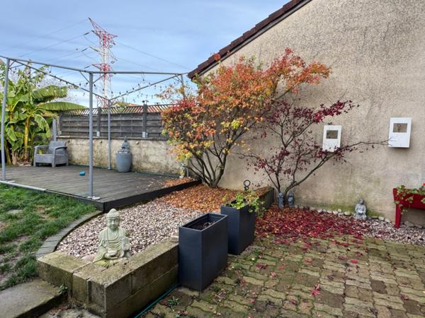 PAVILLON 4/5 CHAMBRES AVEC GARAGE ET JARDIN