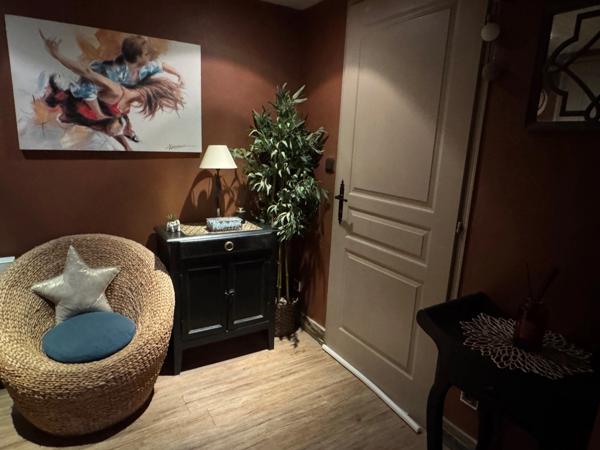 PAVILLON 4/5 CHAMBRES AVEC GARAGE ET JARDIN