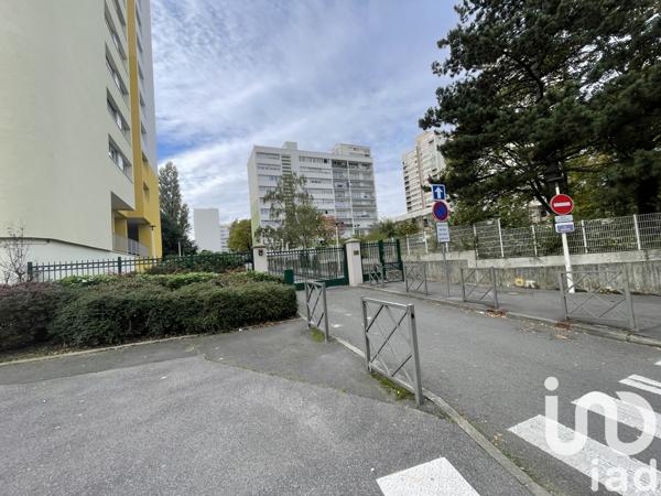 Appartement à vendre 2 pièces 54 m² Rosny-sous-Bois