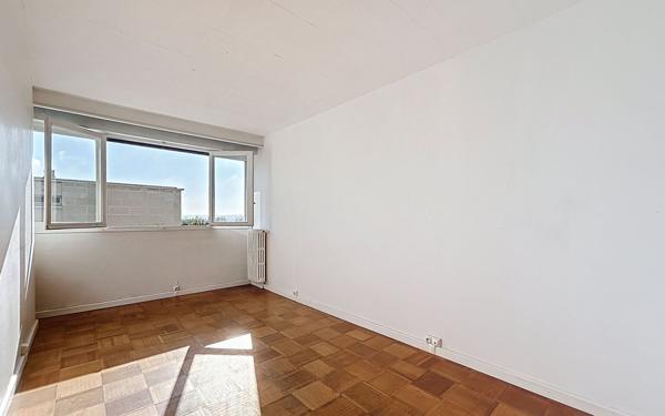 Appartement à vendre    2 pièces • 47,87 m2 Suresnes