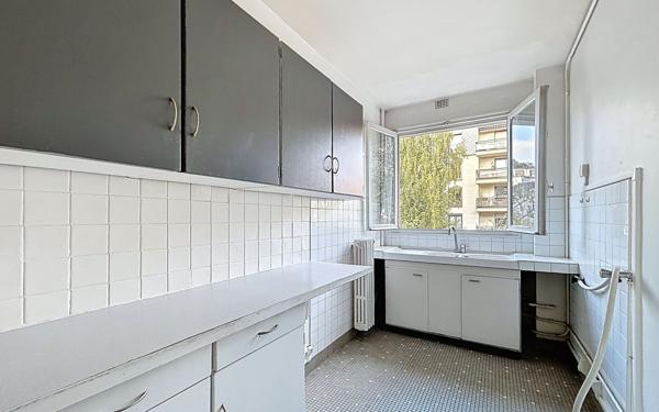 Appartement à vendre    2 pièces • 47,87 m2 Suresnes