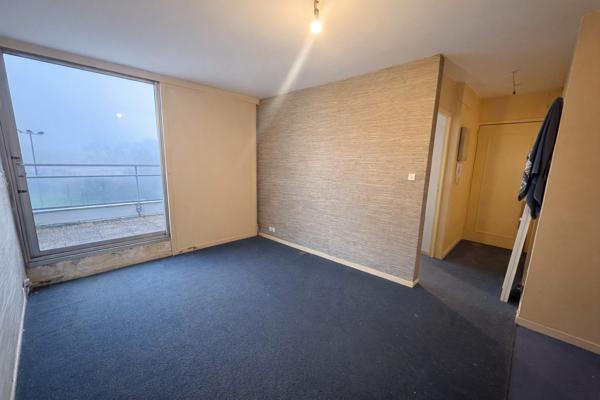 BORDEAUX CAUDERAN - T2 dernier étage 2 terrasses stationnement