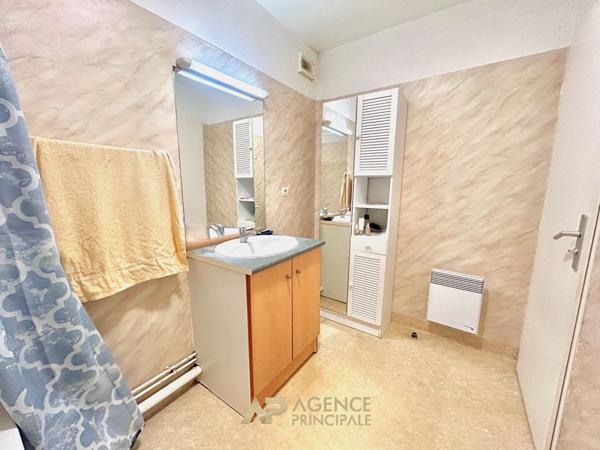 La Rochelle Minimes ? T3 avec terrasse et parking, dernier étage avec ascenseur €259 500 ** - Référence MR686D1