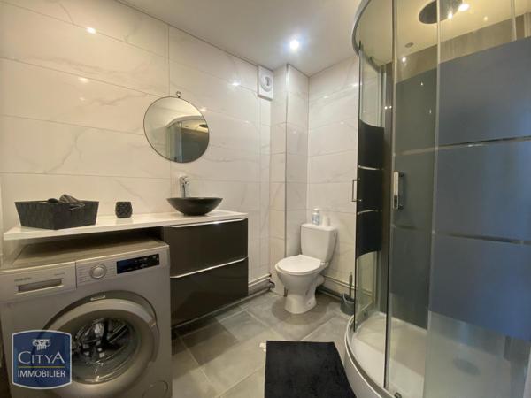 Appartement à louer 1 pièce 30.2m²