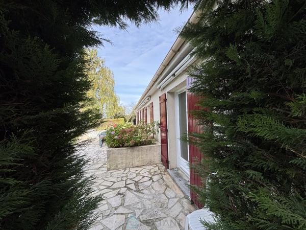 Grande maison de plain pied 4 chambres avec jardin