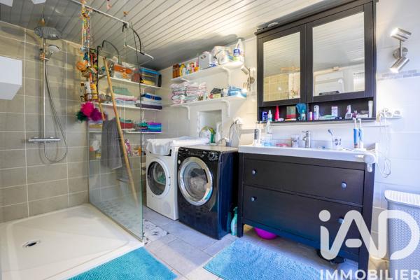 Maison à vendre 4 pièces 100 m² Saint-Baudille-de-la-Tour