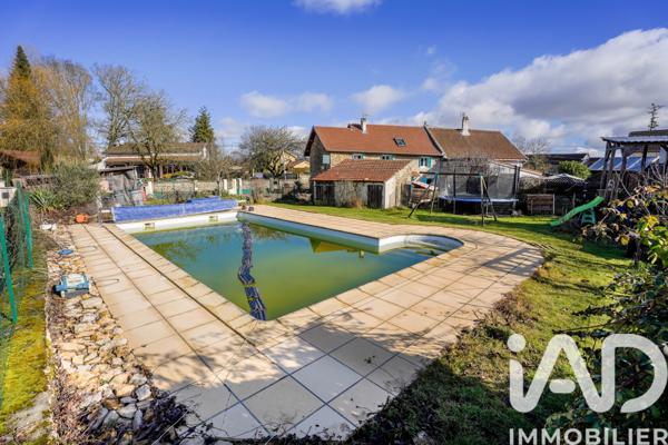 Maison à vendre 4 pièces 100 m² Saint-Baudille-de-la-Tour