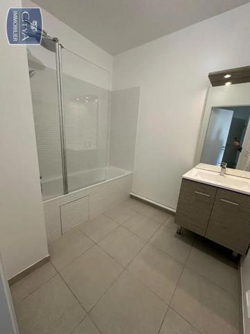 Appartement à louer 3 pièces 63.24m² Caen (14000)