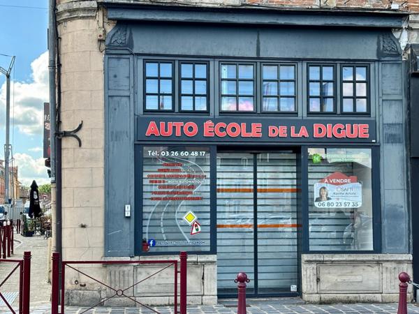 MURS COMMERCIAUX  EN CENTRE VILLE