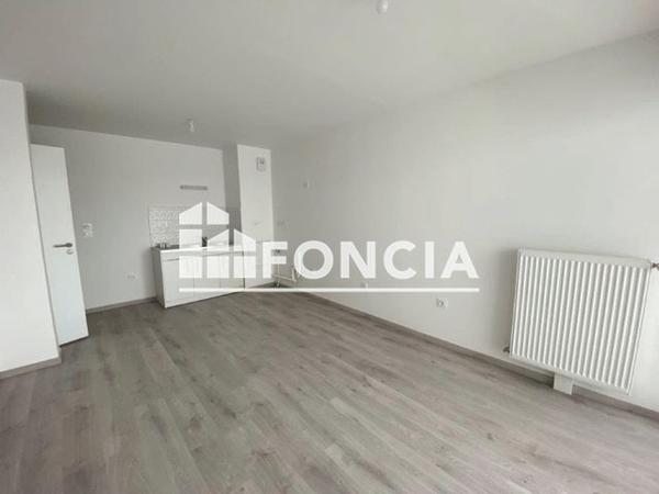 Location Appartement 2 pièces 43.68 m² - 4 RUE EDOUARD MIGNOT Reims 51100