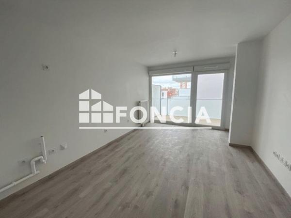 Location Appartement 2 pièces 43.68 m² - 4 RUE EDOUARD MIGNOT Reims 51100