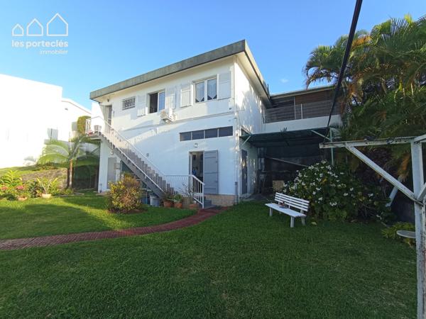 Maison familiale 8 pièces sur deux niveaux