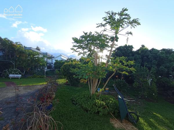 Maison familiale 8 pièces sur deux niveaux