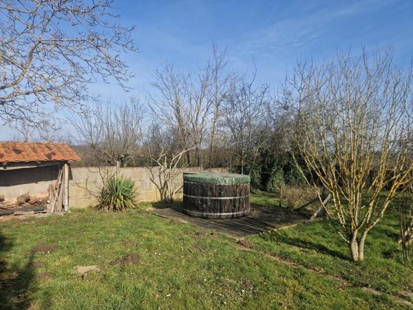 Belle maison T4 avec garage, dépendances, terrain