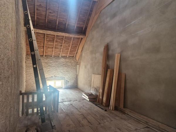 Belle maison T4 avec garage, dépendances, terrain