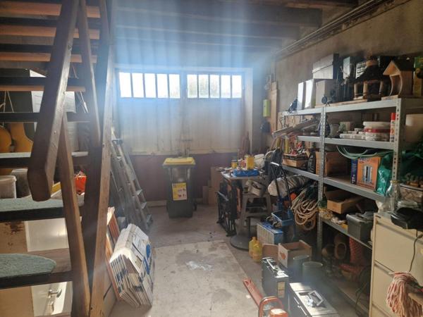 Belle maison T4 avec garage, dépendances, terrain