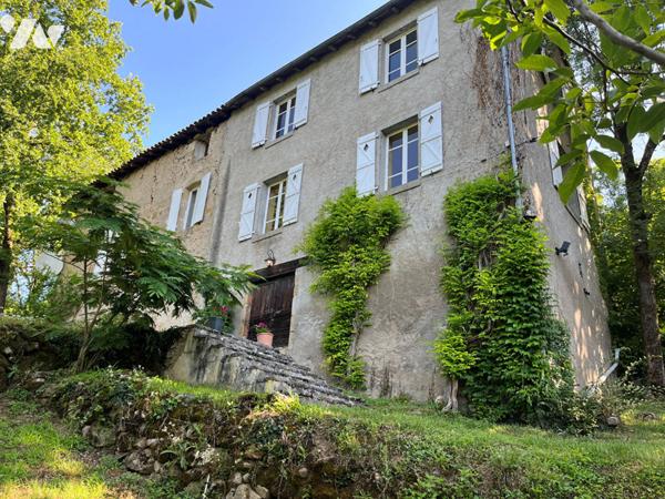 FIGEAC ? Élégante demeure de caractère au coeur d'un environnement naturel préservé